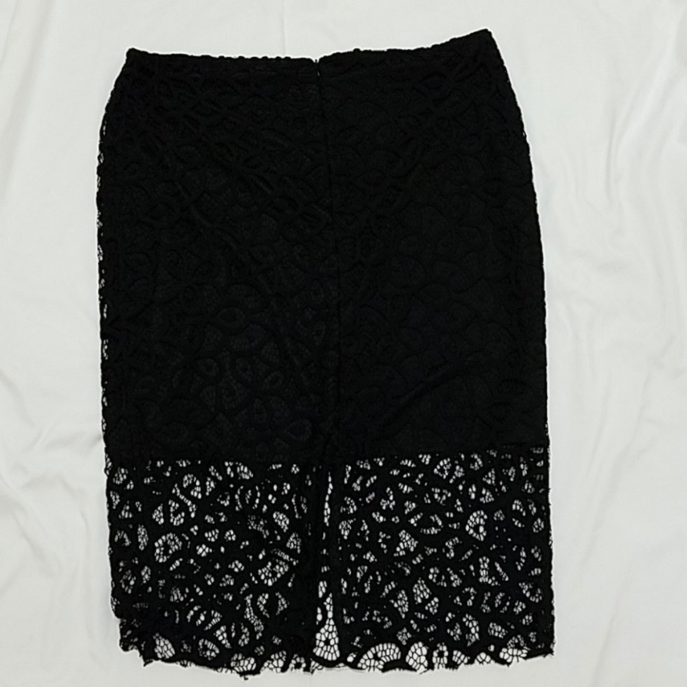🔴Zara Lace Overlay Pencil Skirt